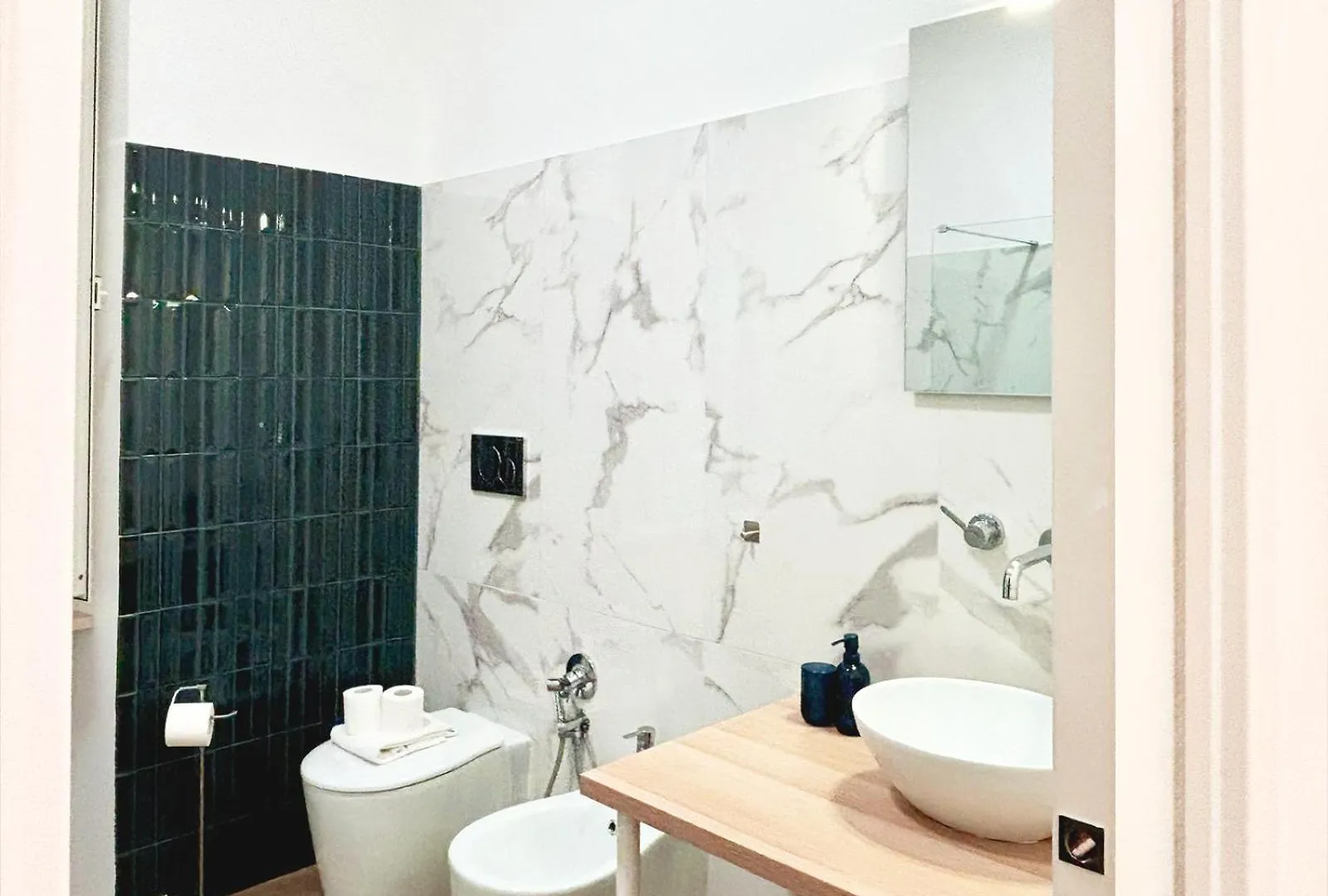 Romeasyoulike-Esquilino Apartment N 86